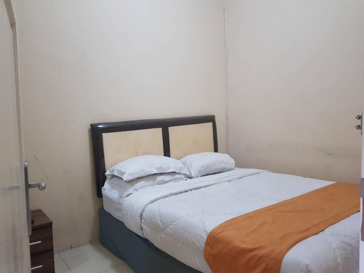 Bakom Inn Syariah Bogor Bagian luar foto